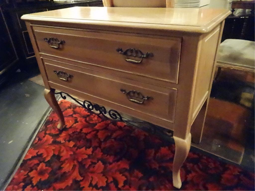 THOMASVILLE FRENCH STYLE CABINET, 2 DOORS, RAISED ON: THOMASVILLE FRENCH STYLE CABINET, 2 DOORS, RAISED ON CABRIOLE LEGS, LIGHT FINISH, APPROX 3.5'W, SKU828.01