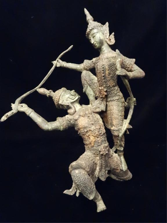 ANTIQUE THAI BRONZE SCULPTURE, 2 WARRIORS, 10" X 7",: ANTIQUE THAI BRONZE SCULPTURE, 2 WARRIORS, 10" X 7", SKU895