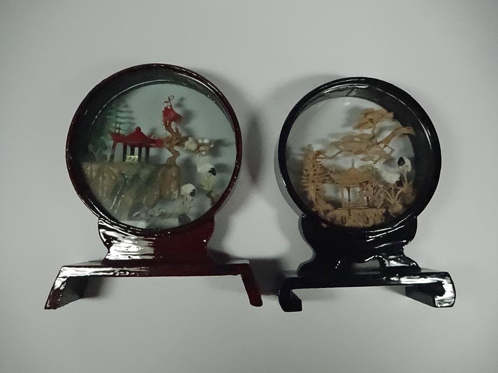 2 CHINESE CARVED CORK DIORAMAS, APPROX 4.5"H: 2 CHINESE CARVED CORK DIORAMAS, APPROX 4.5"H