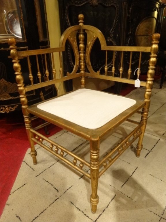 ANTIQUE CORNER CHAIR, GOLD FINISH, WHITE LINEN: ANTIQUE CORNER CHAIR, GOLD FINISH, WHITE LINEN UPHOLSTERED SEAT, EXCELLENT CONDITION