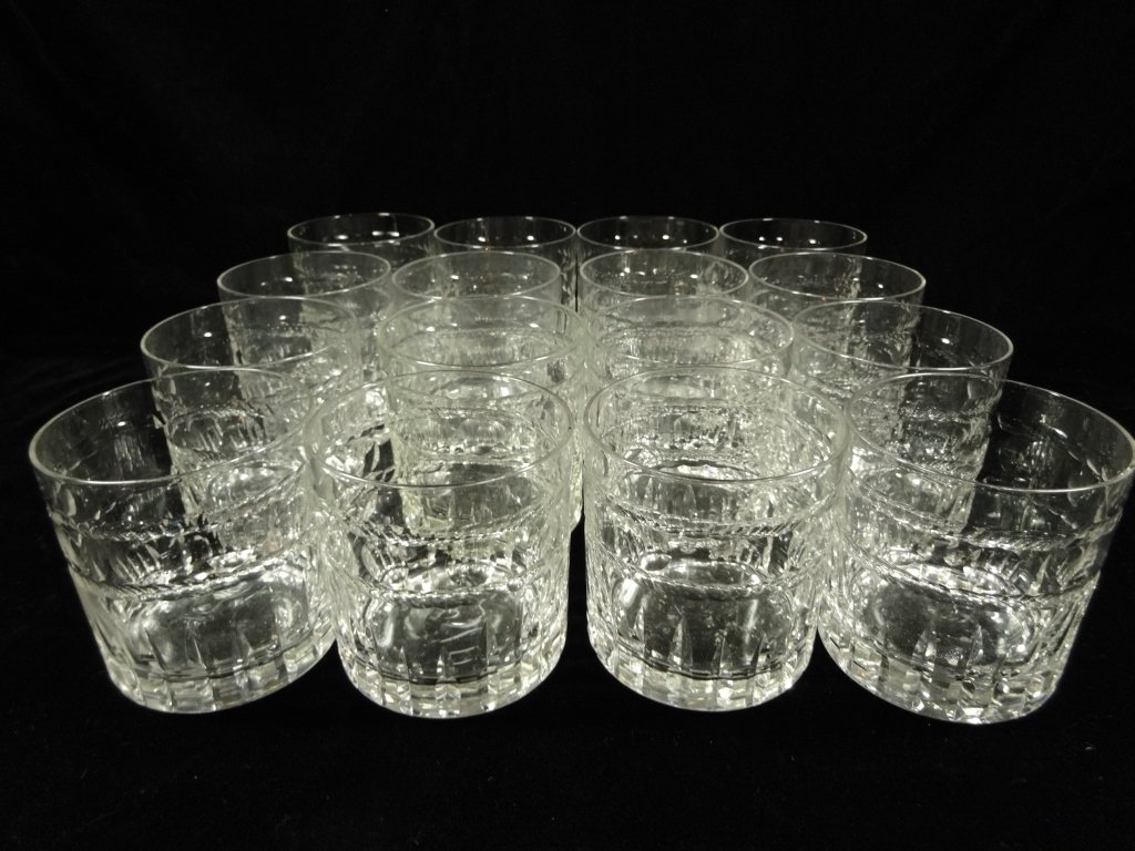 16 ROCKS GLASSES, APPROX 3 3/8"H: 16 ROCKS GLASSES, APPROX 3 3/8"H