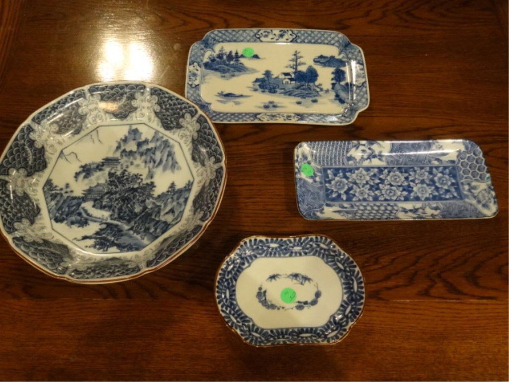 4 PC CHINESE PORCELAIN SERVEWARE PLATES, BLUE AND: 4 PC CHINESE PORCELAIN SERVEWARE PLATES, BLUE AND WHITE, LARGEST APPROX 12"W, SKU075.10