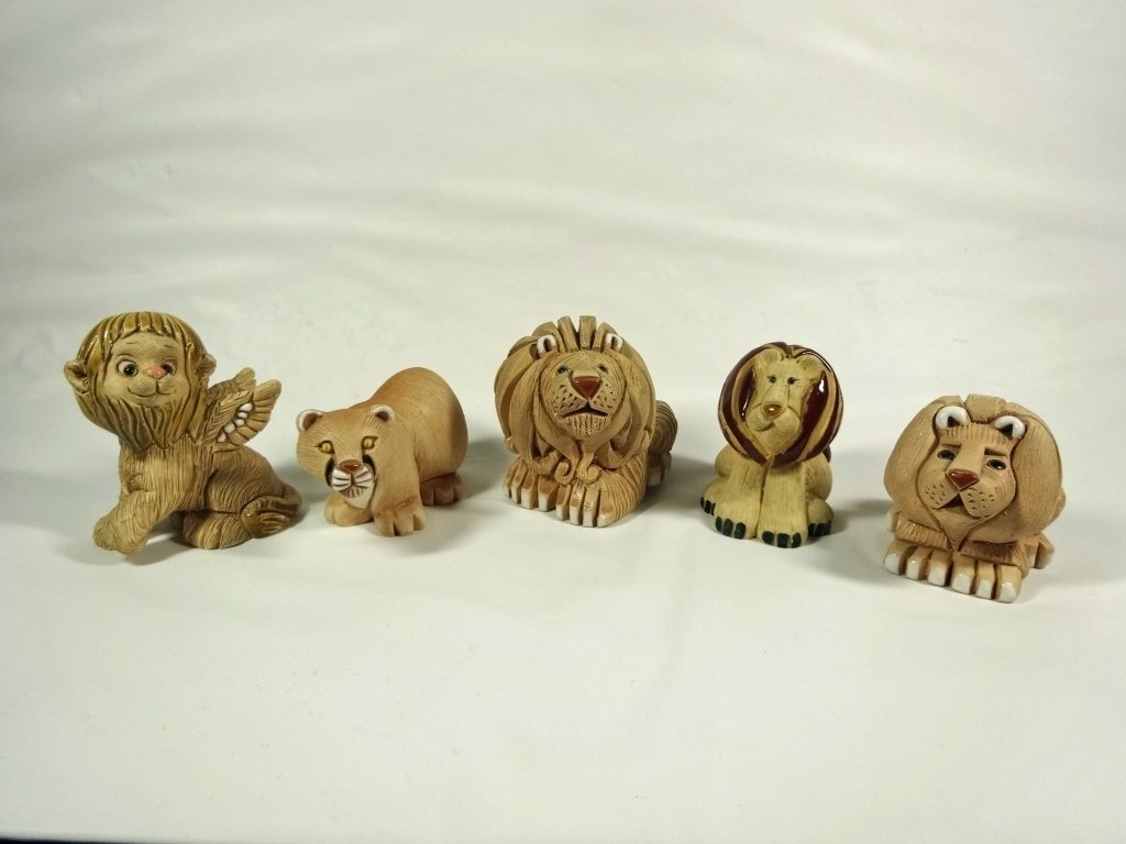 5 PC POTTERY LION SCULPTURES, APPROX 3"H (1 of 9)