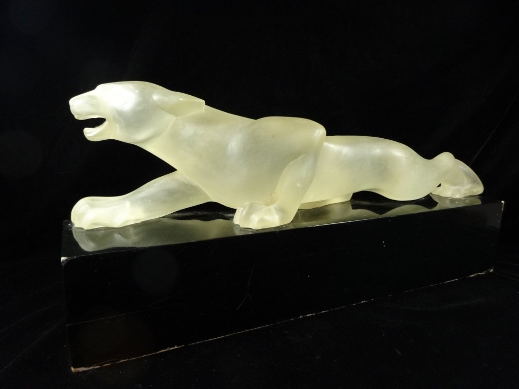 MID CENTURY PANTHER SCULPTURE, RESIN, APPROX 10" X 22: MID CENTURY PANTHER SCULPTURE, RESIN, APPROX 10" X 22 5/8"