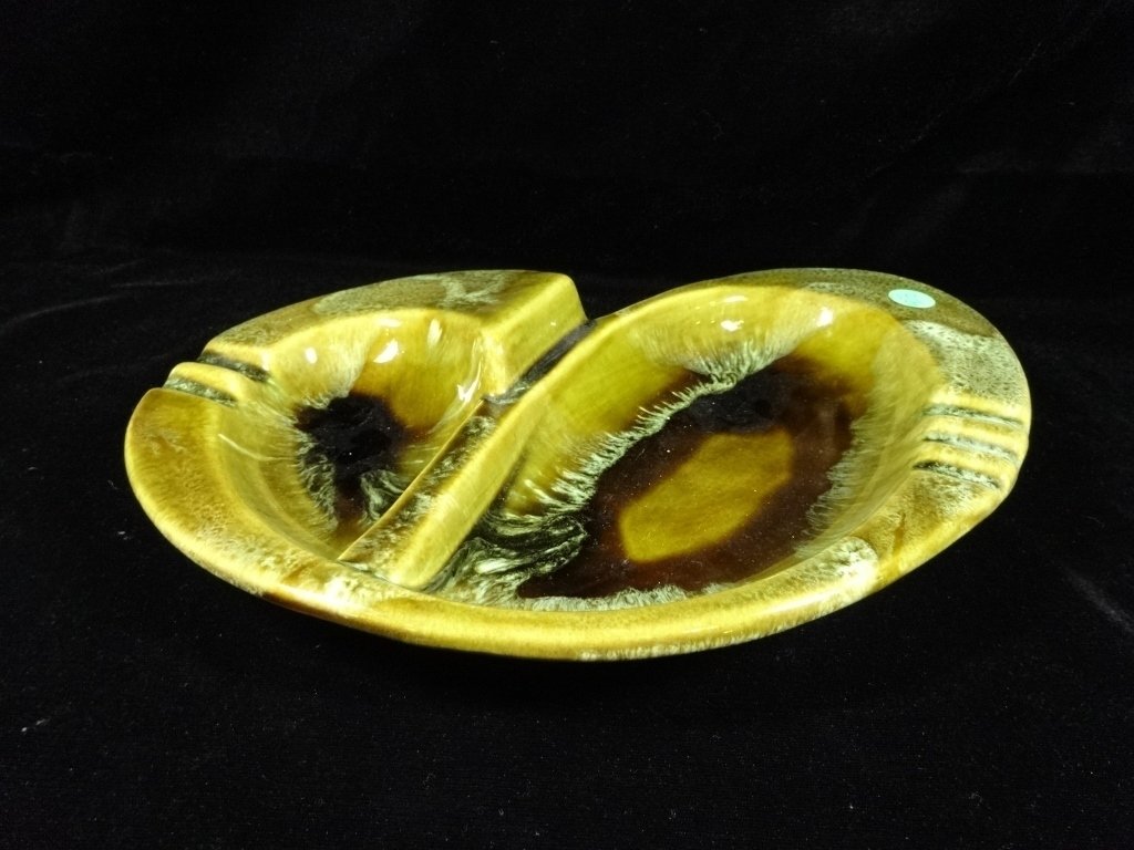 WADE POTTERY CALIFORNIA FREEFORM ASHTRAY, GREEN, APPROX: WADE POTTERY CALIFORNIA FREEFORM ASHTRAY, GREEN, APPROX 13" ACROSS
