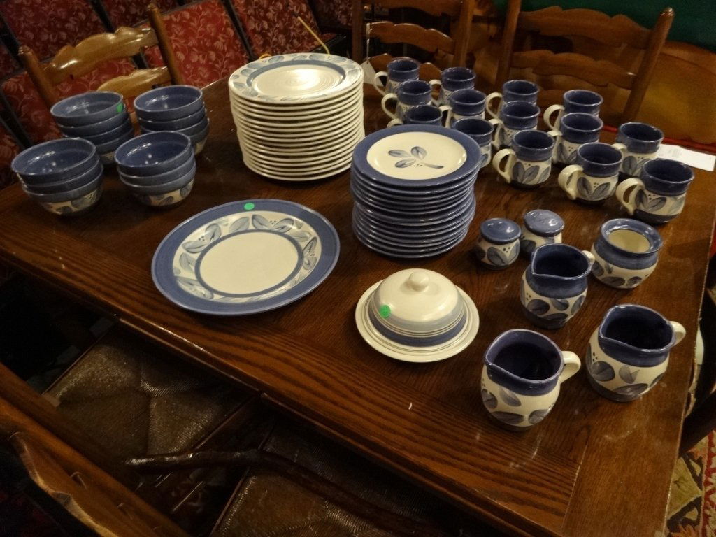 66 PC PFALTZGRAFF BLUE & CREAM STONEWARE, INCLUDES (1 of 7)