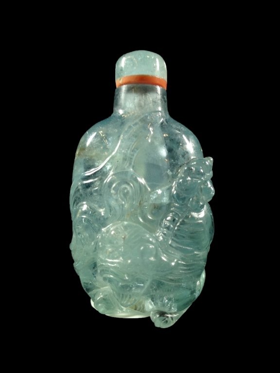 AQUAMARINE SNUFF BOTTLE WITH BEAUTIFUL CARVED FOO DOGS (1 of 10)