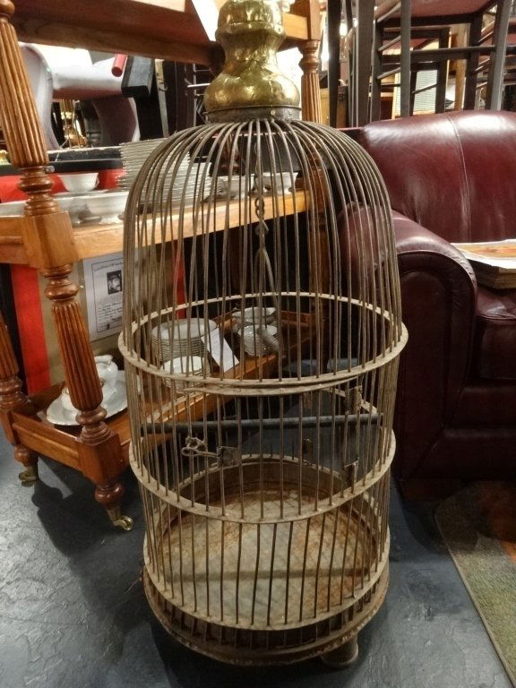 LARGE METAL BIRDCAGE WITH BRASS FINIAL, VERY GOOD (1 of 4)