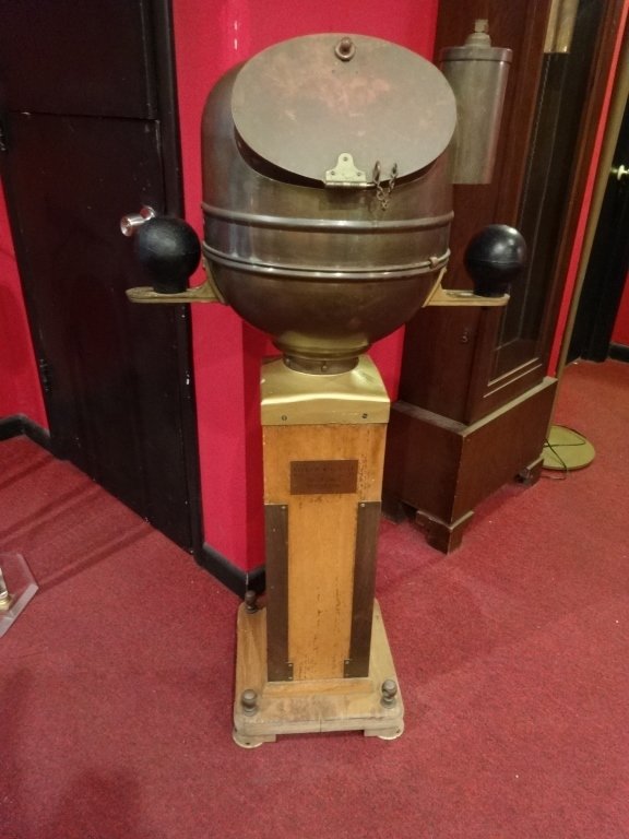 LILLEY & GILLIE SHIP'S BINNACLE WITH COMPASS (1 of 10)