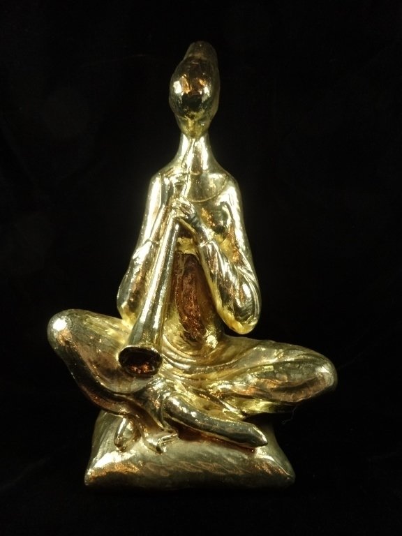 MID CENTURY SCULPTURE, SEATED MUSICIAN, BY LEONARDO ART: MID CENTURY SCULPTURE, SEATED MUSICIAN, BY LEONARDO ART WORKS INC. 1961, A FEW SMALL CHIPS TO FINISH, APPROX 15.75"H
