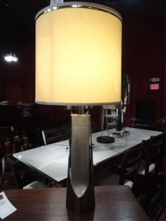LARGE MID CENTURY LAUREL LAMP CO.METAL LAMP, BRUSHED (1 of 6)