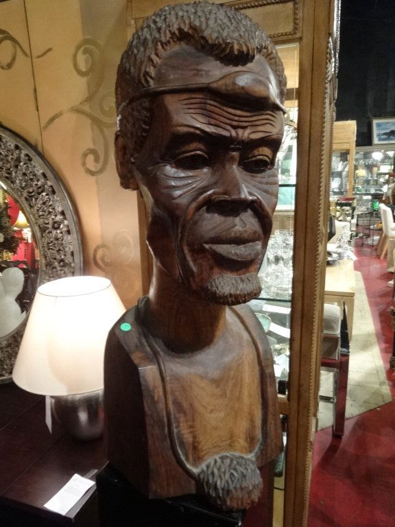 LARGE AFRICAN NDEBELE CARVED WOOD STATUE, ZULU IMPIS (1 of 8)