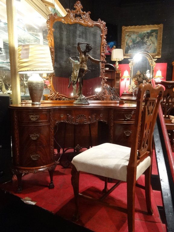 3 PC CHIPPENDALE MAHOGANY VANITY WITH MIRROR AND CHAIR, (1 of 10)