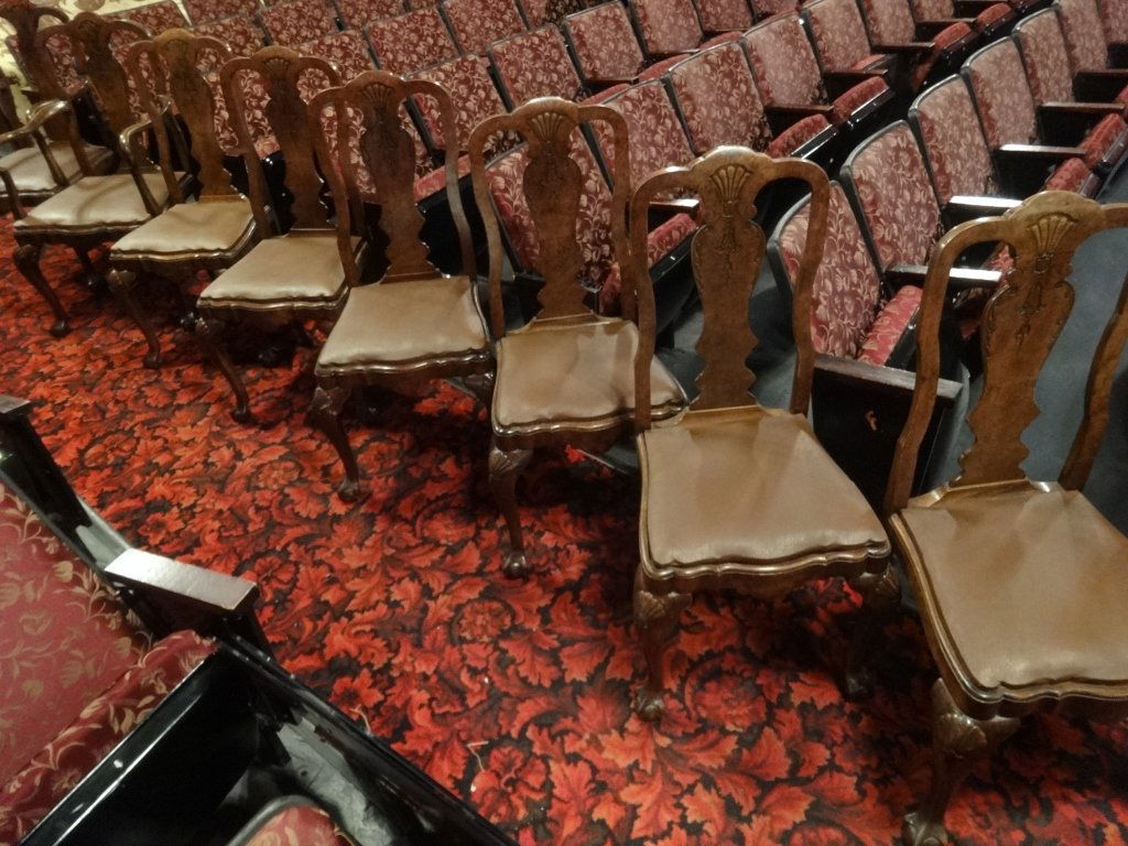 8 ANTIQUE BURL WOOD CHIPPENDALE DINING CHAIRS, 2 (1 of 8)