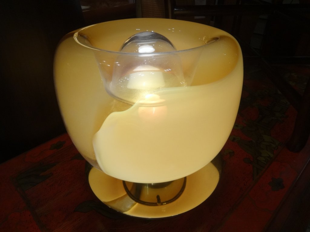 1970's LAUREL TABLE LAMP, CLEAR AND OPAQUE ART GLASS (1 of 6)