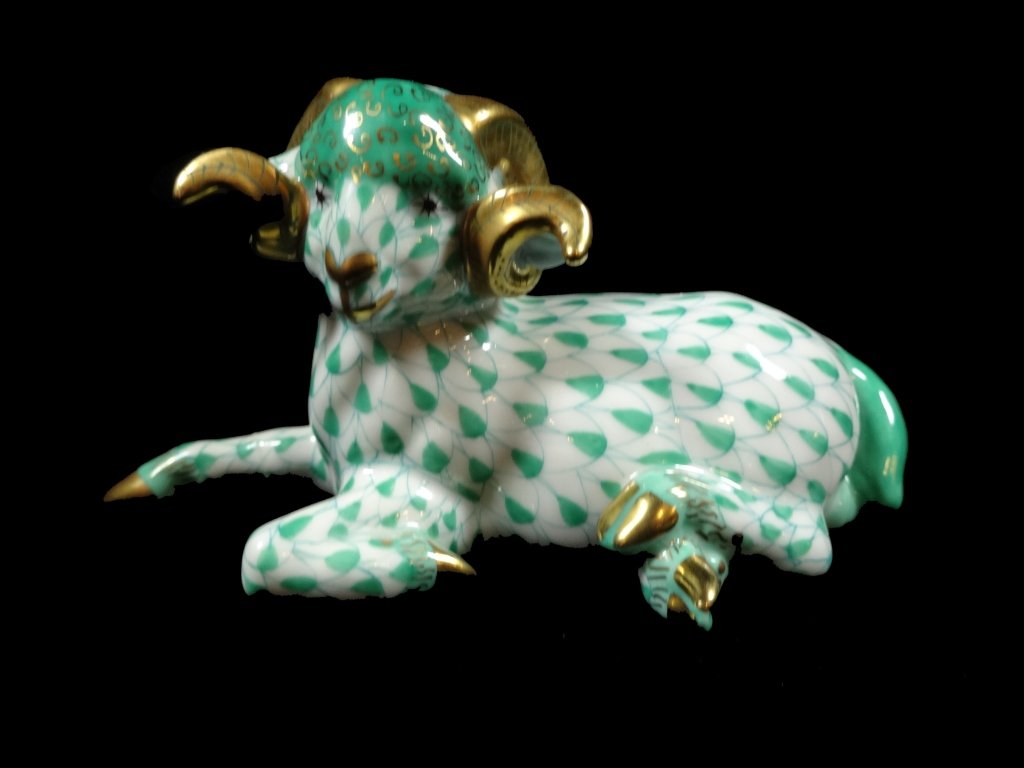 HEREND PORCELAIN RAM, GREEN FISHNET, APPROX 2" X 4.25" (1 of 5)