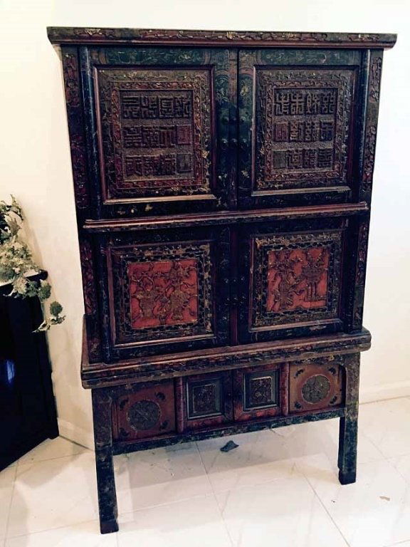 CHINESE POLYCHROME CABINET, RED, BLACK AND GOLD, 4 (1 of 7)