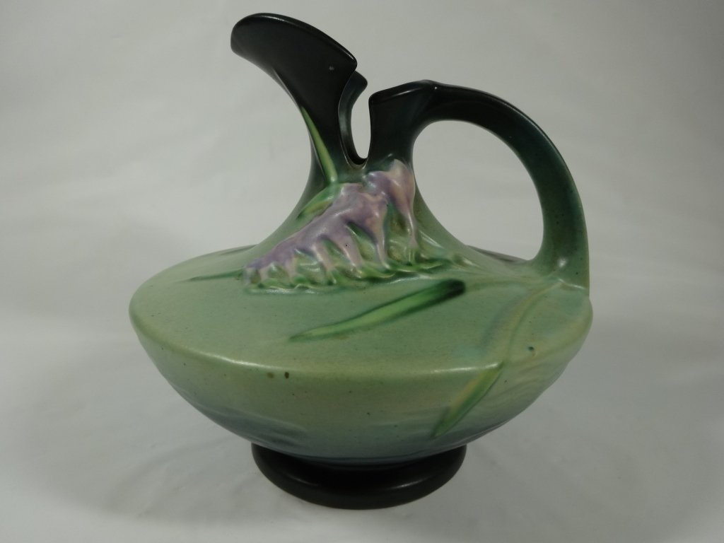 ROSEVILLE POTTERY FREESIA EWER, GREEN, 19-6, APPROX (1 of 6)