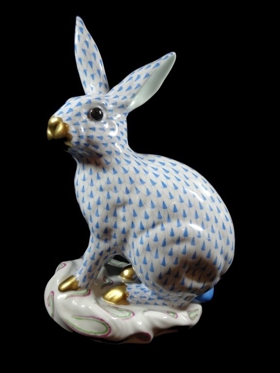 LARGE HEREND PORCELAIN RABBIT / BUNNY, BLUE FISHNET, (1 of 5)