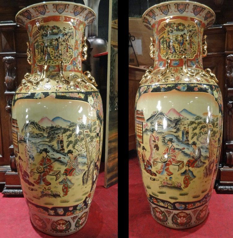 PAIR LARGE CHINESE PORCELAIN PALACE URNS, PAINTED (1 of 6)