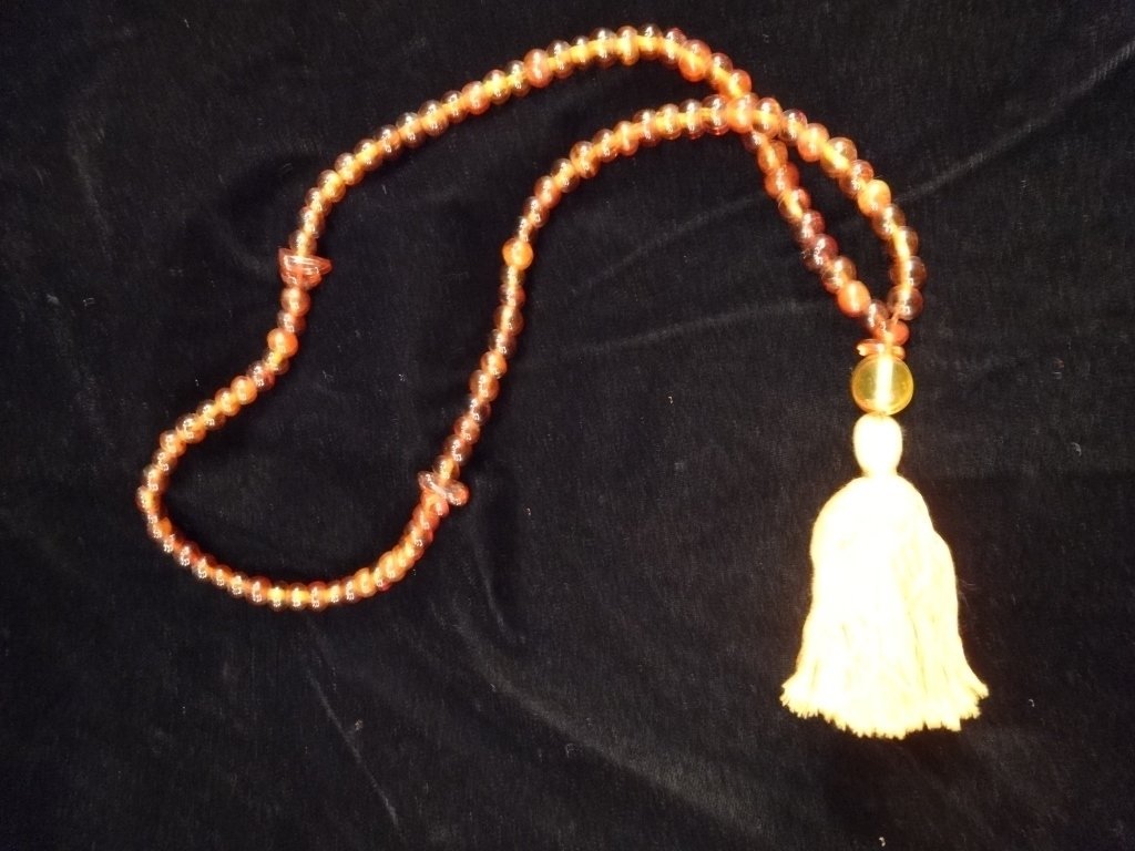 AMBER BEADED STRAND, WITH TASSEL, APPROX 26", SKU895: AMBER BEADED STRAND, WITH TASSEL, APPROX 26", SKU895