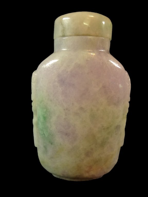 JADEITE SNUFF BOTTLE WITH A VERY NICE LAVENDER BODY (1 of 7)