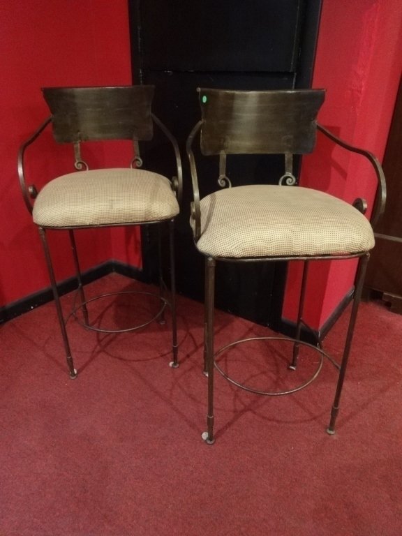 PAIR CONTEMPORARY METAL BARSTOOLS, CURVED ARMS AND (1 of 7)