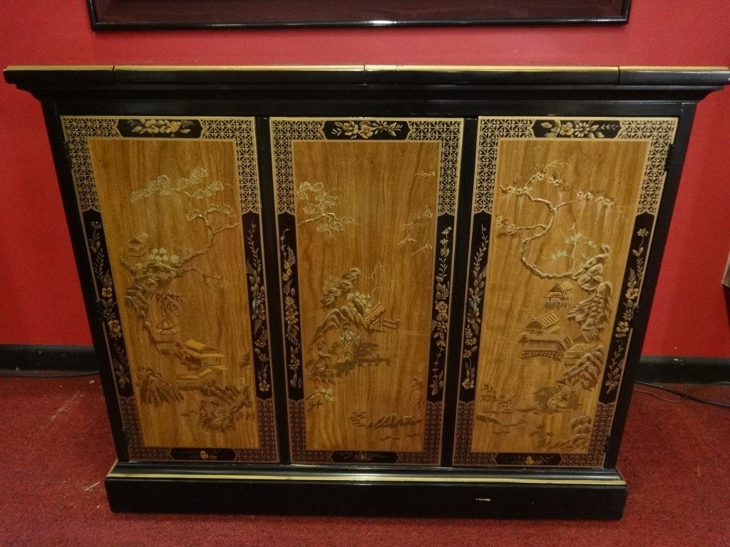 DREXEL HERITAGE CHINOISERIE BUFFET/BAR WITH FLIP TOP, (1 of 7)