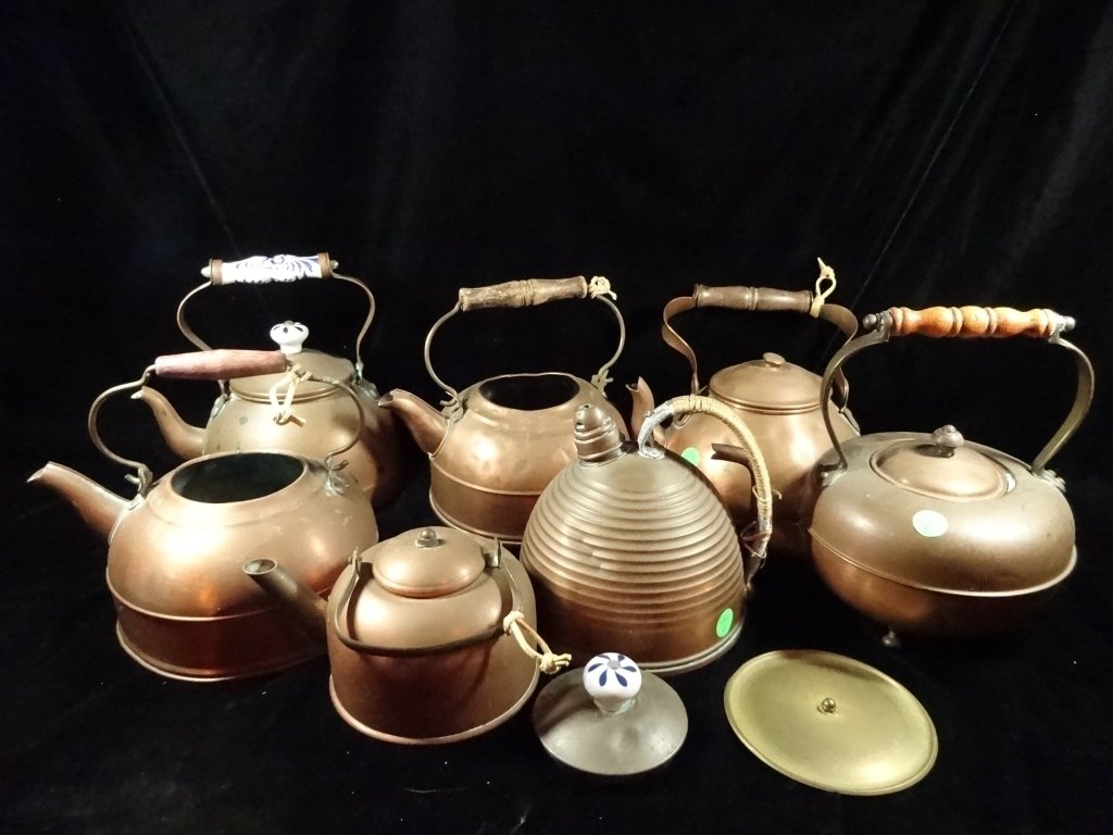 7 COPPER TEAPOTS, LARGEST APPROX 8.5"H, SKU283.02 (1 of 4)