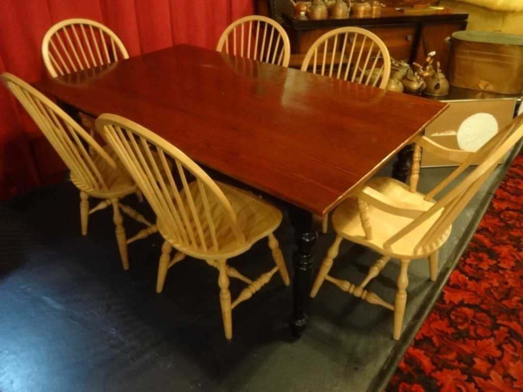 7 PC WOOD DINING TABLE WITH 6 WINDSOR CHAIRS, VERY GOOD (1 of 4)