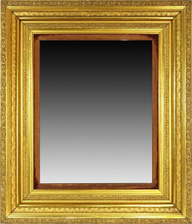 ANTIQUE CARVED AND GILT WOOD MIRROR. RUBBING AND MINOR (1 of 3)