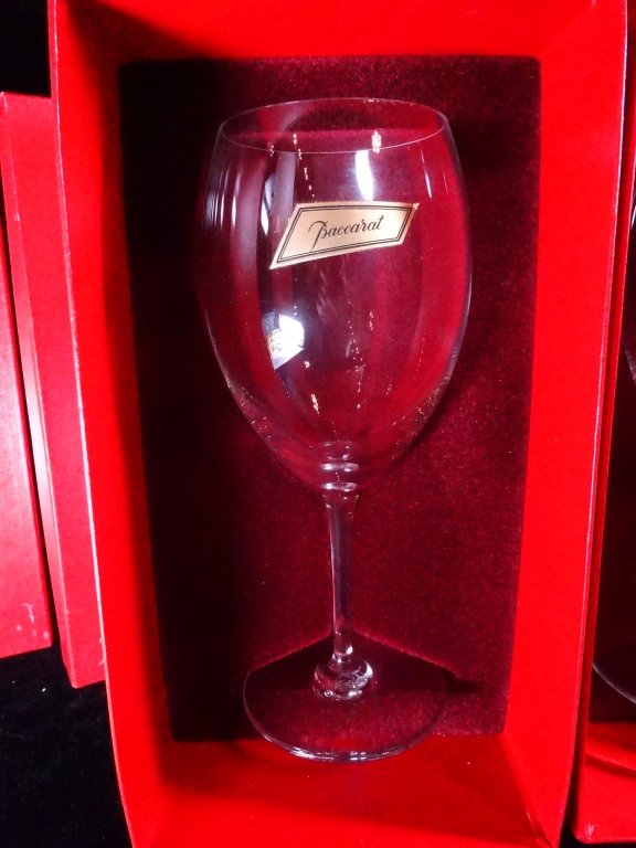 7 BACCARAT CRYSTAL LARGE WINE GLASSES WITH ORIGINAL: 7 BACCARAT CRYSTAL LARGE WINE GLASSES WITH ORIGINAL BOXES, APPROX 9.25"H, SKU9338.02