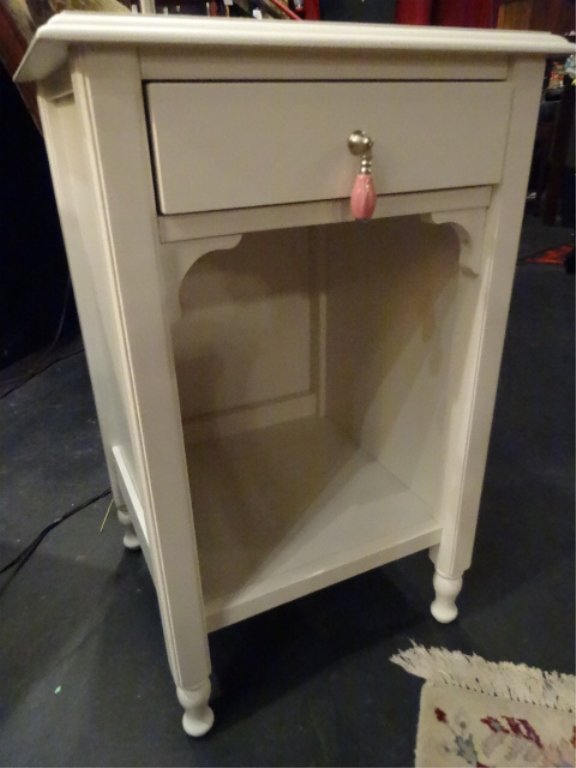 WOOD SIDE TABLE, SINGLE DRAWER, WHITE FINISH, VERY GOOD (1 of 4)