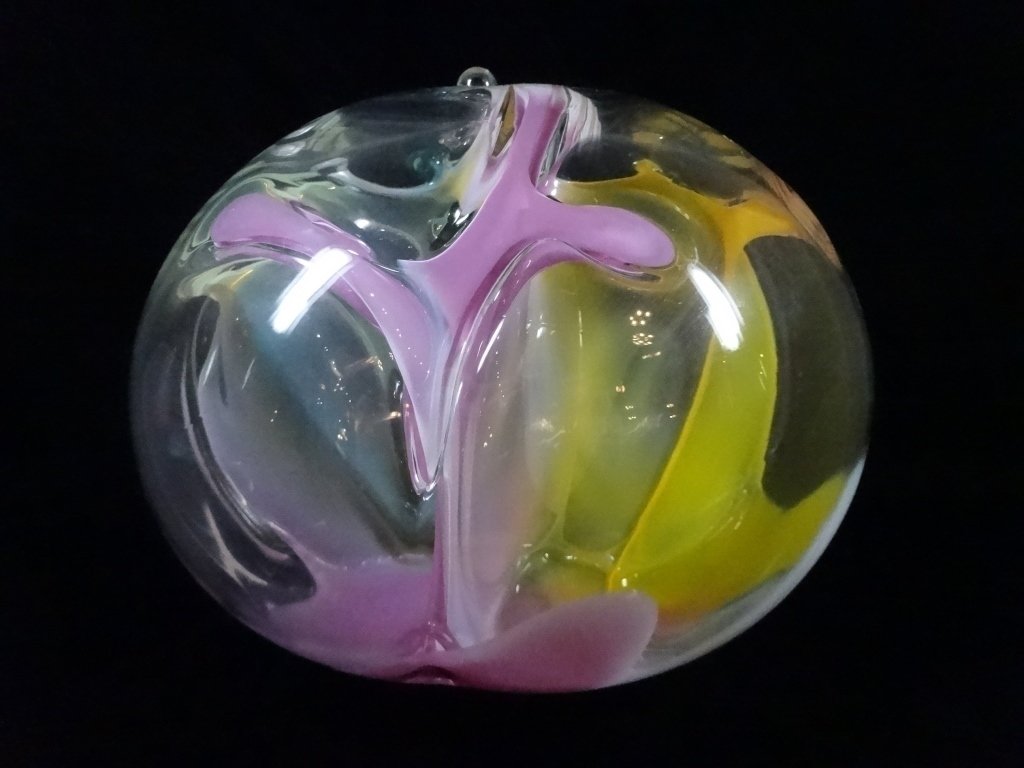 PETER BRAMHALL ART GLASS SPHERE, CLEAR WITH MULTICOLOR: PETER BRAMHALL ART GLASS SPHERE, CLEAR WITH MULTICOLOR INTERIOR, SIGNED & DATED 1998, APPROX 7.5"H, SKU301.02