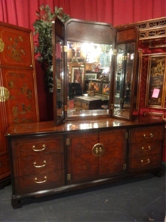 DREXEL HERITAGE CHINOISERIE TRIPLE DRESSER, CONNOISSEUR (1 of 8)