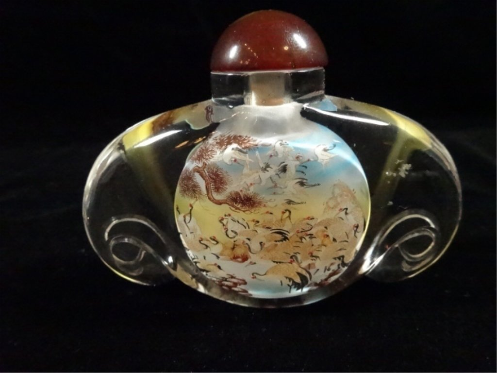 CHINESE REVERSE PAINTED GLASS SNUFF BOTTLE AND STOPPER (1 of 5)