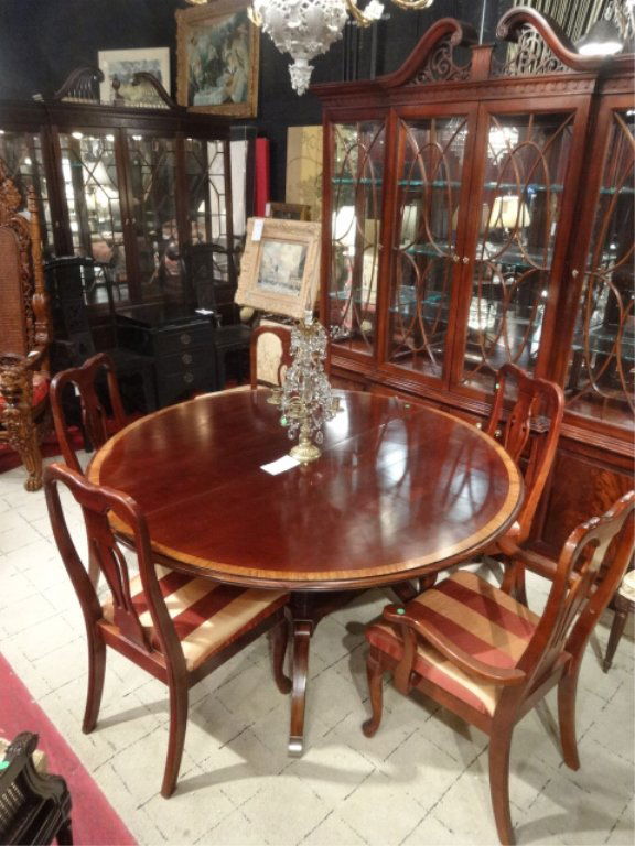 5 QUEEN ANNE STYLE DINING CHAIRS (4 SIDE CHAIRS, 1 (1 of 5)