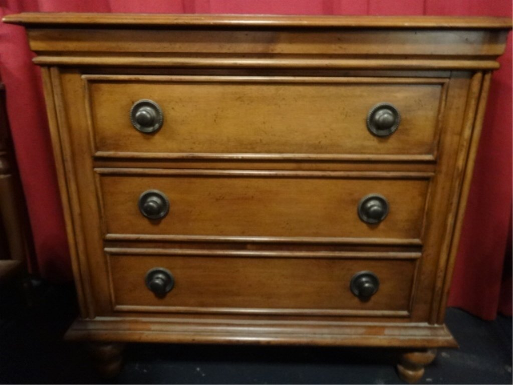 TOMMY BAHAMA 3 DRAWER CHEST BY LEXINGTON, VERY GOOD (1 of 4)