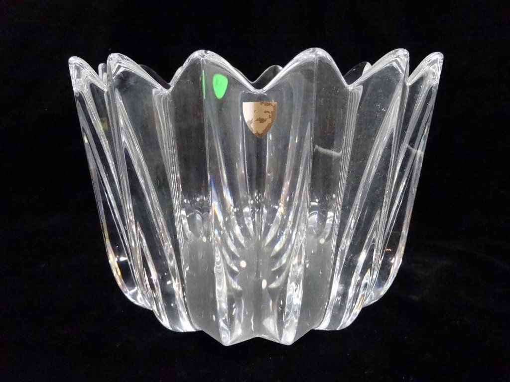LARGE ORREFORS CRYSTAL BOWL, SIGNED, APPROX 5.5" X 7.5" (1 of 4)