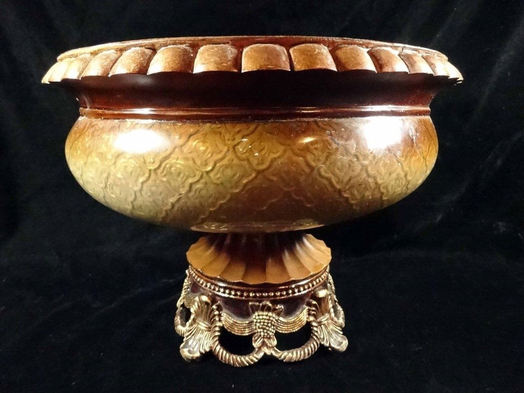 DECORATIVE PEDESTAL BOWL, COMPOSITION, APPROX 9.25" X (1 of 3)