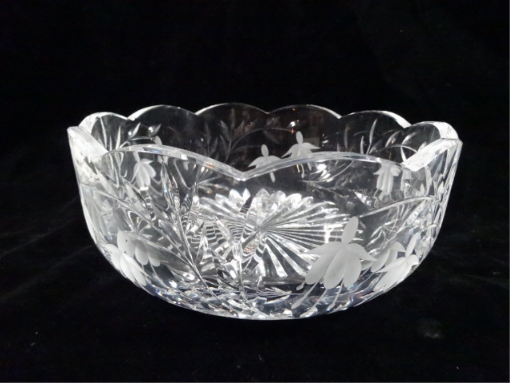 STUART CRYSTAL BOWL, APPROX 7 7/8" DIAMETER (1 of 4)