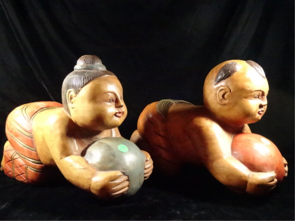 2 CHINESE CARVED WOOD FIGURES WITH BALLS, 14.5" X 11". (1 of 7)