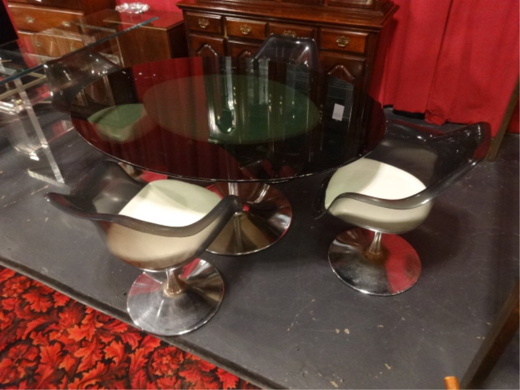 1960's/70's TULIP DINING TABLE, CHROME BASE, OVAL (1 of 6)