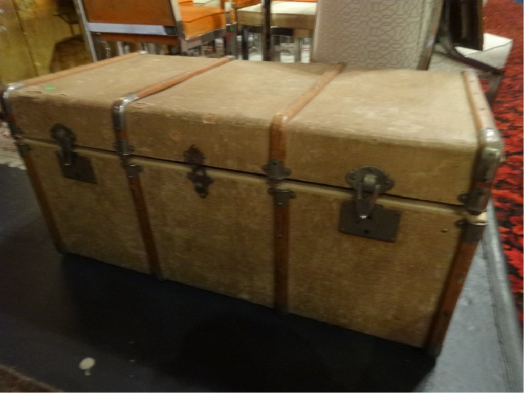 VINTAGE 1950's/60's STEAMER TRUNK, WITH AMERICAN EXPORT (1 of 6)
