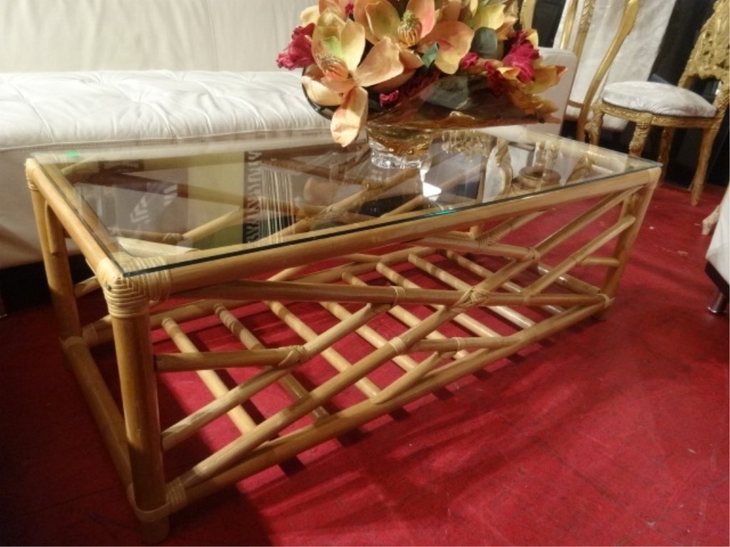 CONTEMPORARY BAMBOO AND WOOD COFFEE TABLE, GLASS TOP,: CONTEMPORARY BAMBOO AND WOOD COFFEE TABLE, GLASS TOP, APPROX 4'W, SKU444.04