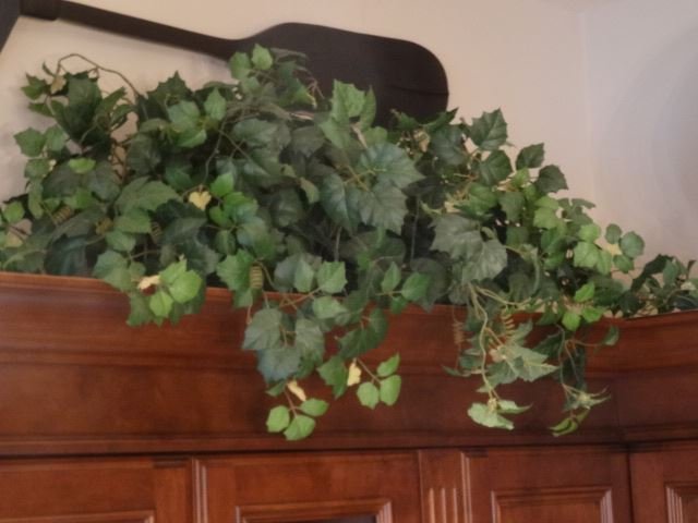FAUX IVY PLANT #2; NOTE: ONLINE PREVIEW ONLY (1 of 1)