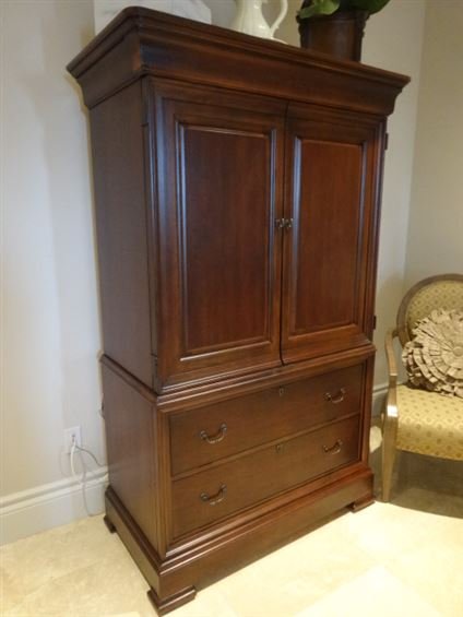 THOMASVILLE WOOD ARMOIRE, 2 UPPER DOORS, 3 LOWER: THOMASVILLE WOOD ARMOIRE, 2 UPPER DOORS, 3 LOWER DRAWERS, LABELED THOMASVILLE, EXCELLENT GENTLY USED CONDITION, APPROX 7' X 3.5'; NOTE: ONLINE PREVIEW ONLY