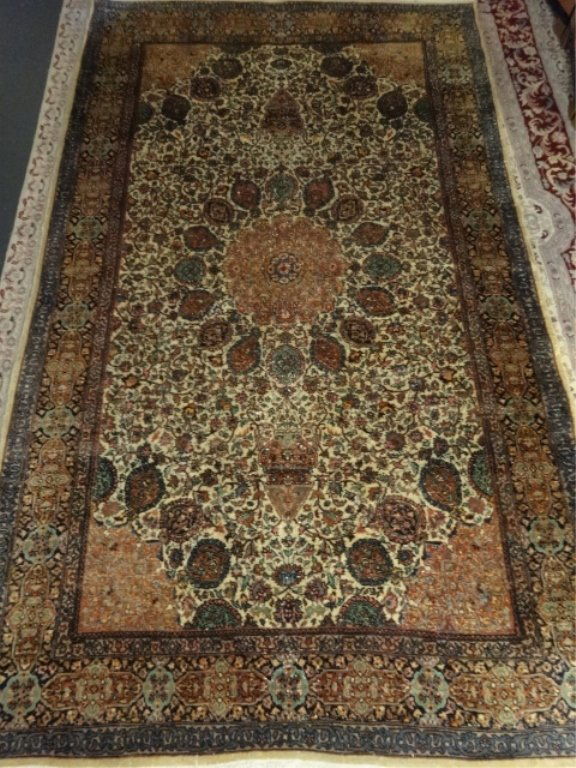 LARGE VINTAGE PERSIAN WOOL RUG, IVORY FIELD WITH BROWN, (1 of 6)
