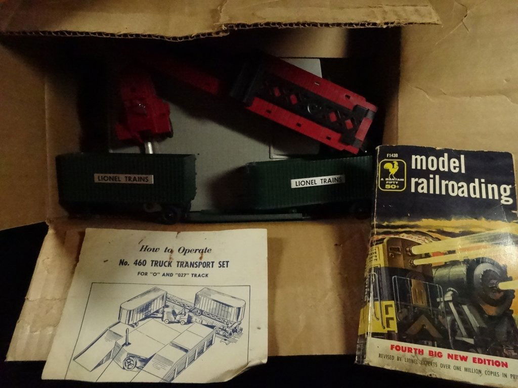 VINTAGE TRAIN EQUIPMENT, LIONEL #460 TRUCK TRANSPORT: VINTAGE TRAIN EQUIPMENT, LIONEL #460 TRUCK TRANSPORT SET