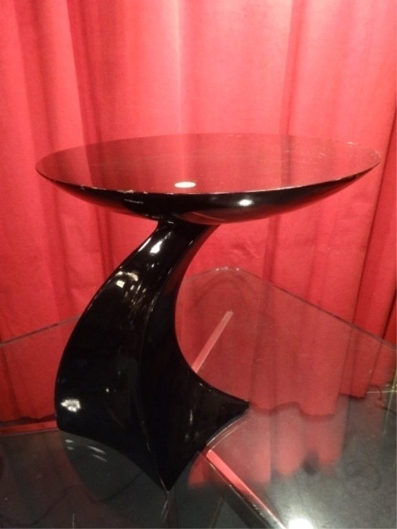 MODERN DESIGN CANTILEVER SIDE TABLE, BLACK ENAMEL (1 of 8)